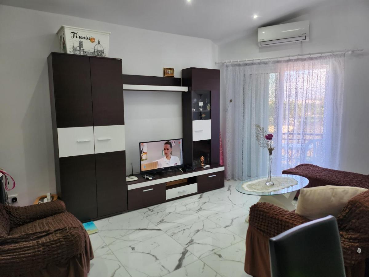 Apartament Jasmin Gardens